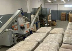 Granulu dzirnavas, granulu ražošanas līnija; pellet machine, pelletpressen; Pelletitehas,
