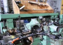 размеры станка: 3 500x 1400x1 500 - Продают - неисправности weinig u 500