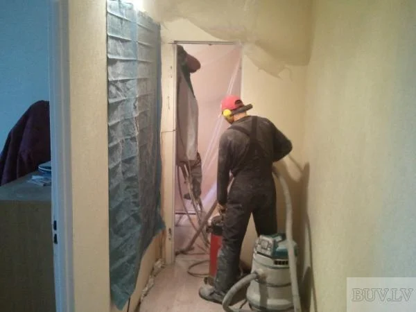 Демонтаж стен - Demontaza serviss