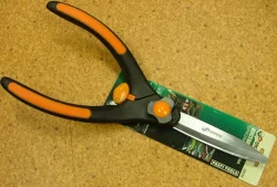 Садово-хозяйственный инструмент