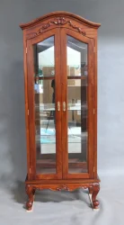 Sekcijas, Vitrīnas, Plaukti