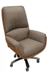 Mēbeles noliktavā Rīgā