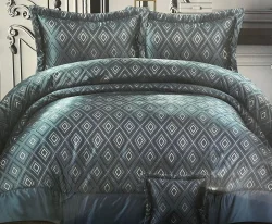 Mēbeles noliktavā Rīgā